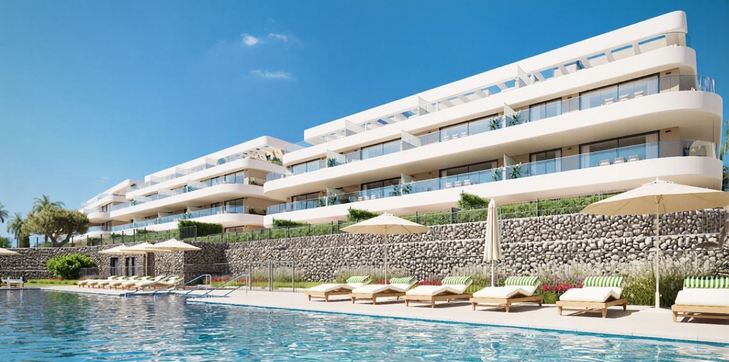 Seafront attic in Estepona — Pool