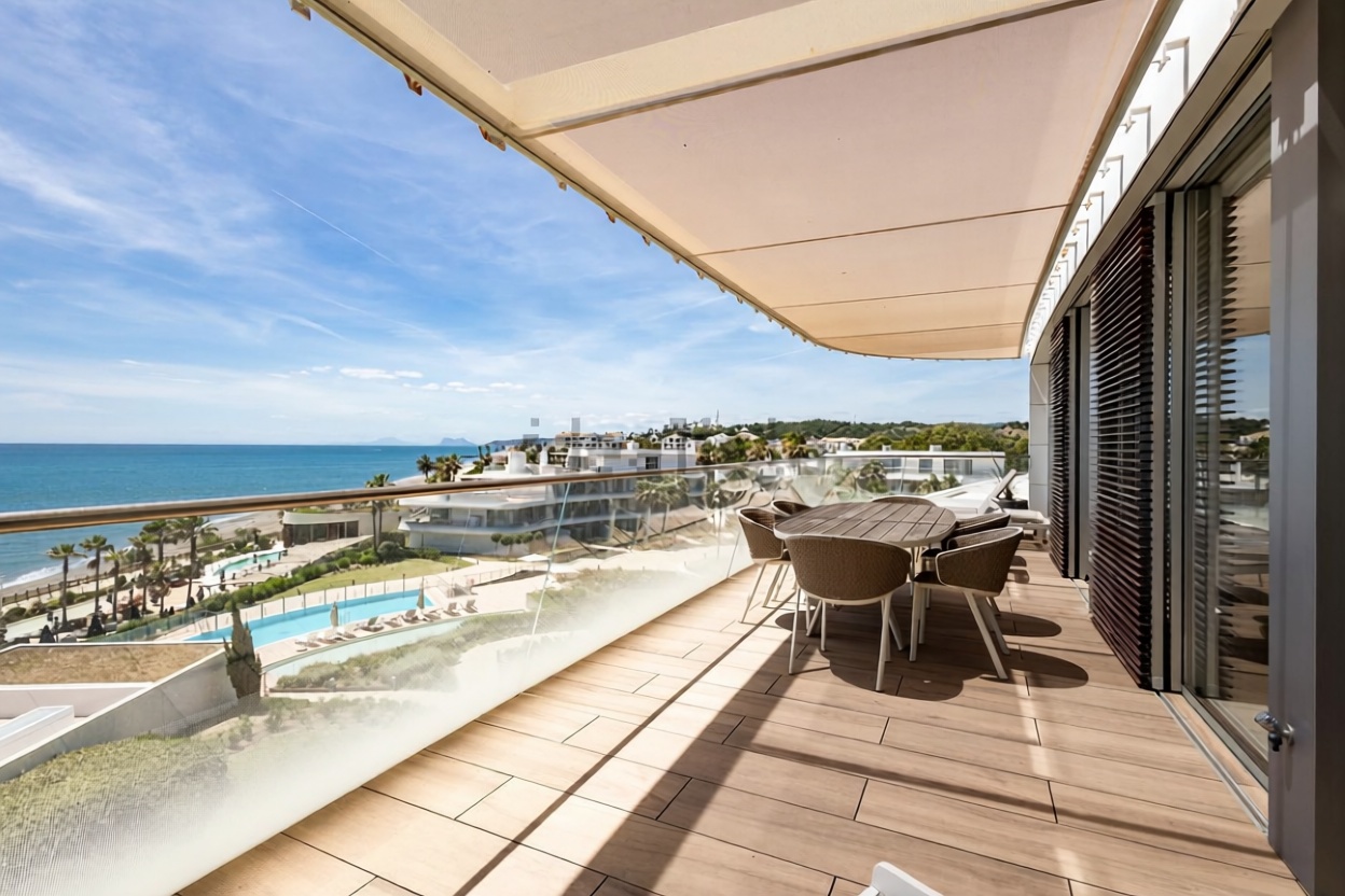 Apartamento em primeira linha de praia em Estepona