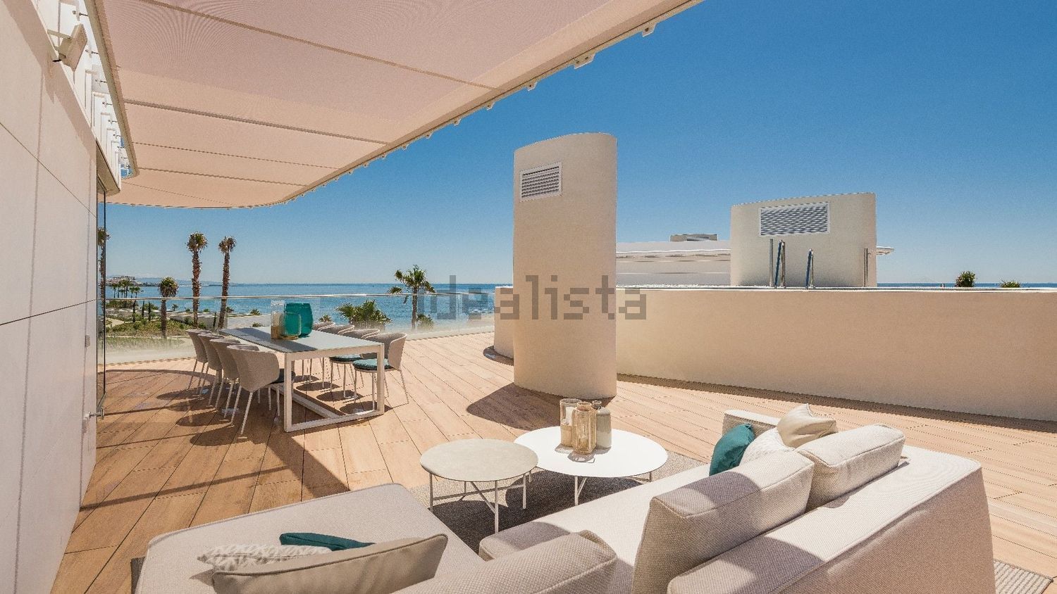 Ático em primeira linha de mar em Estepona