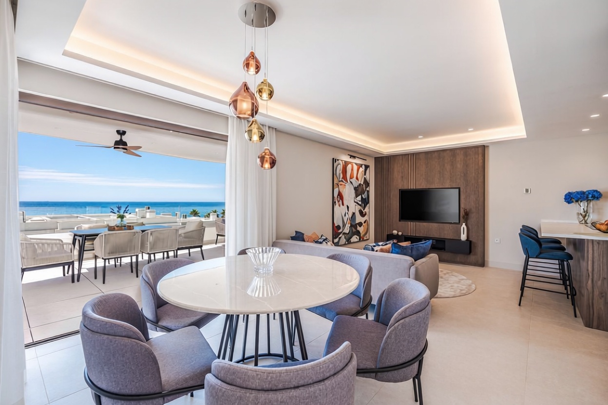 Apartamento em primeira linha de praia em Estepona