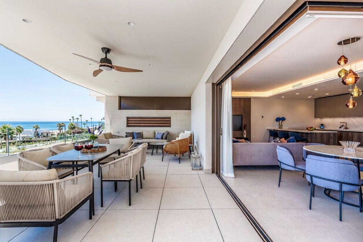 Apartamento em primeira linha de praia em Estepona