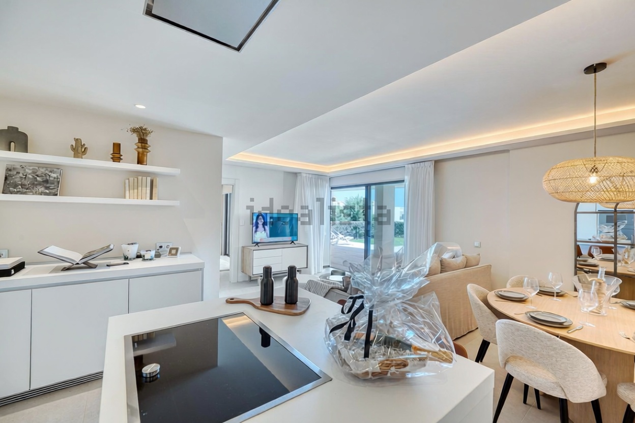 Appartement en première ligne de plage à Estepona — Cuisine