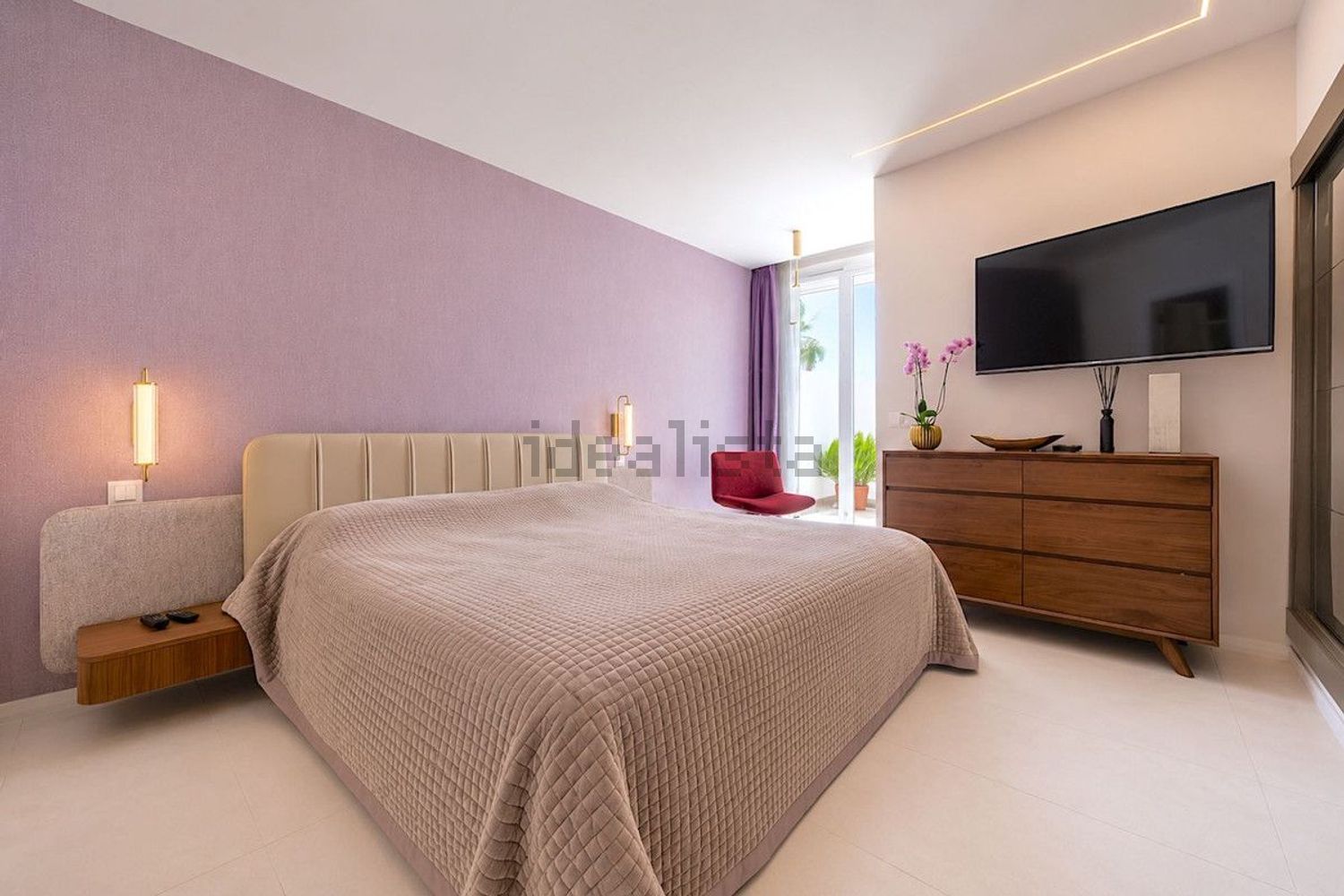 Apartamento em primeira linha de praia em Estepona — Quarto