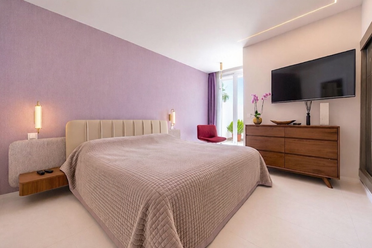 Beachfront flat in Estepona — Bedroom