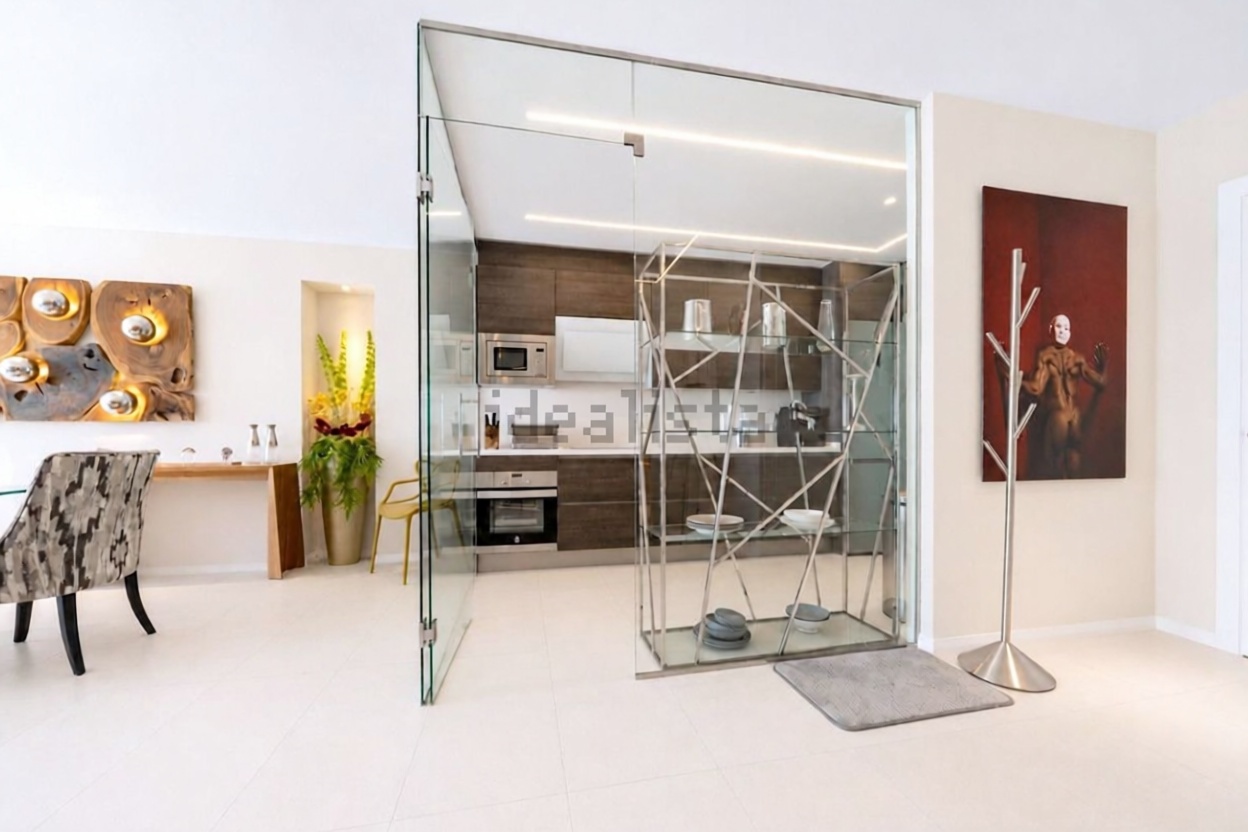 Beachfront flat in Estepona — Kitchen