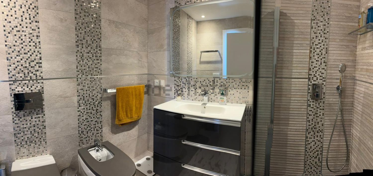 Wohnung in erste Strandlinie in Estepona — Bad
