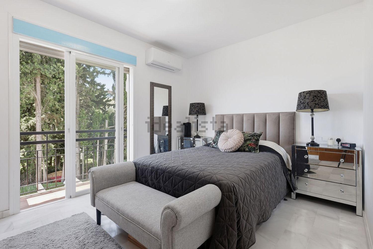 Chalet com acesso direto à praia em Estepona — Quarto