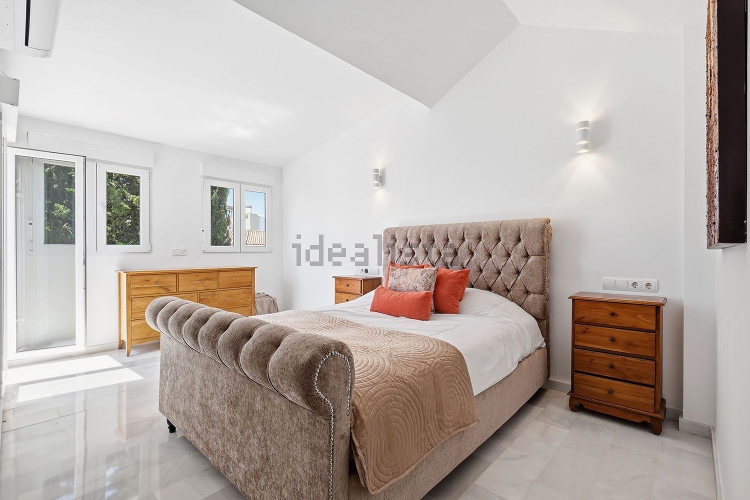 Chalet com acesso direto à praia em Estepona — Quarto