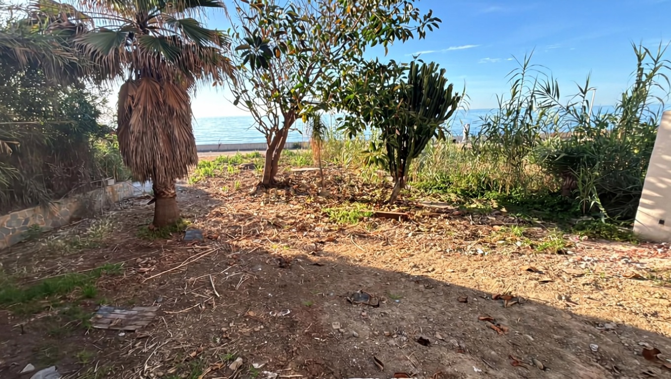 Chalet con acceso directo a playa en Estepona — Vista mar