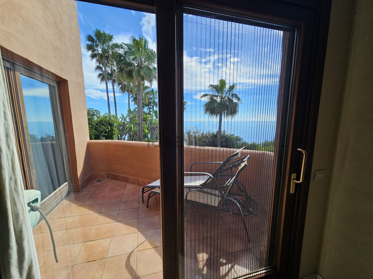 Wohnung in erste Strandlinie in Estepona