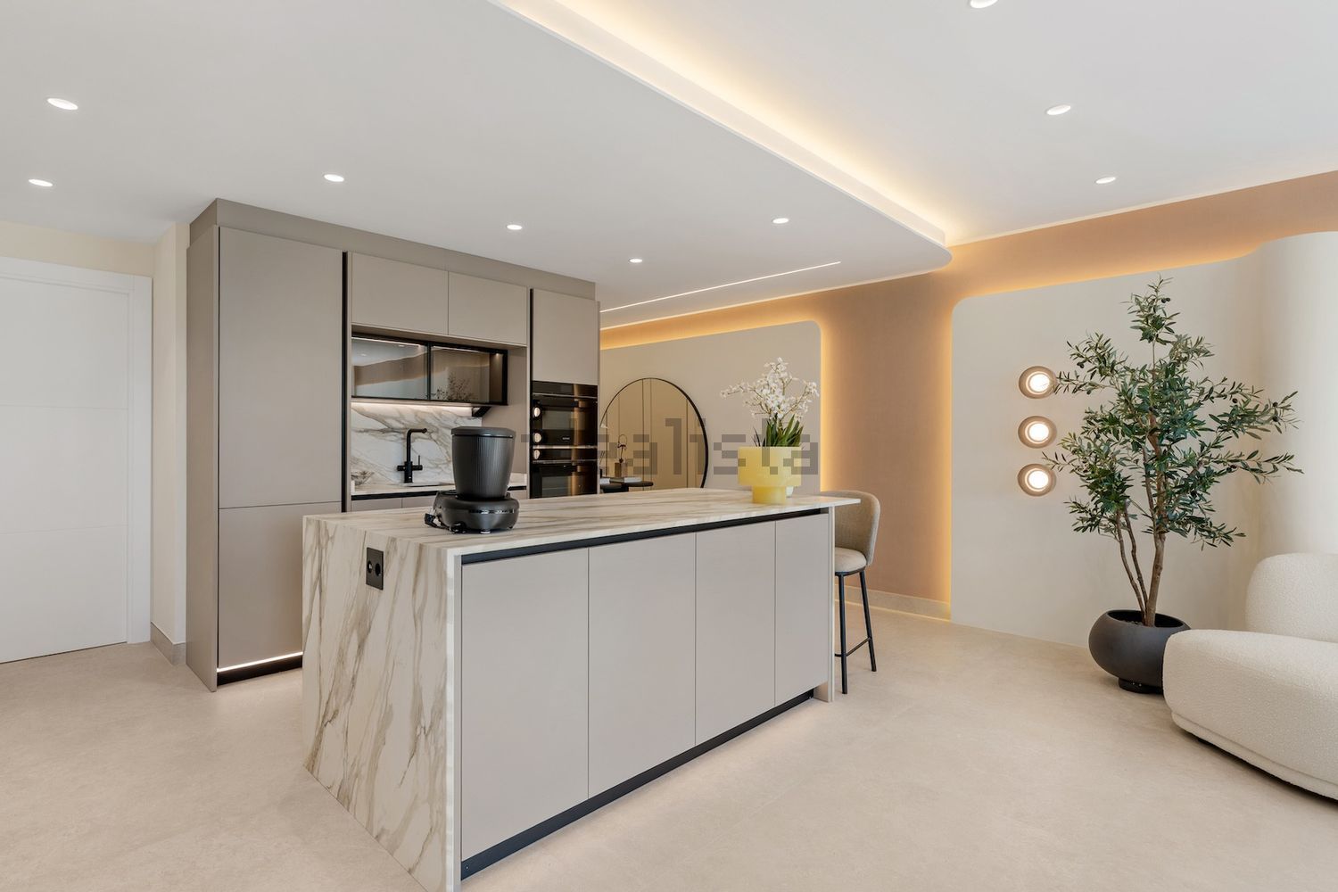 Apartamento em primeira linha de praia em Estepona — Quarto