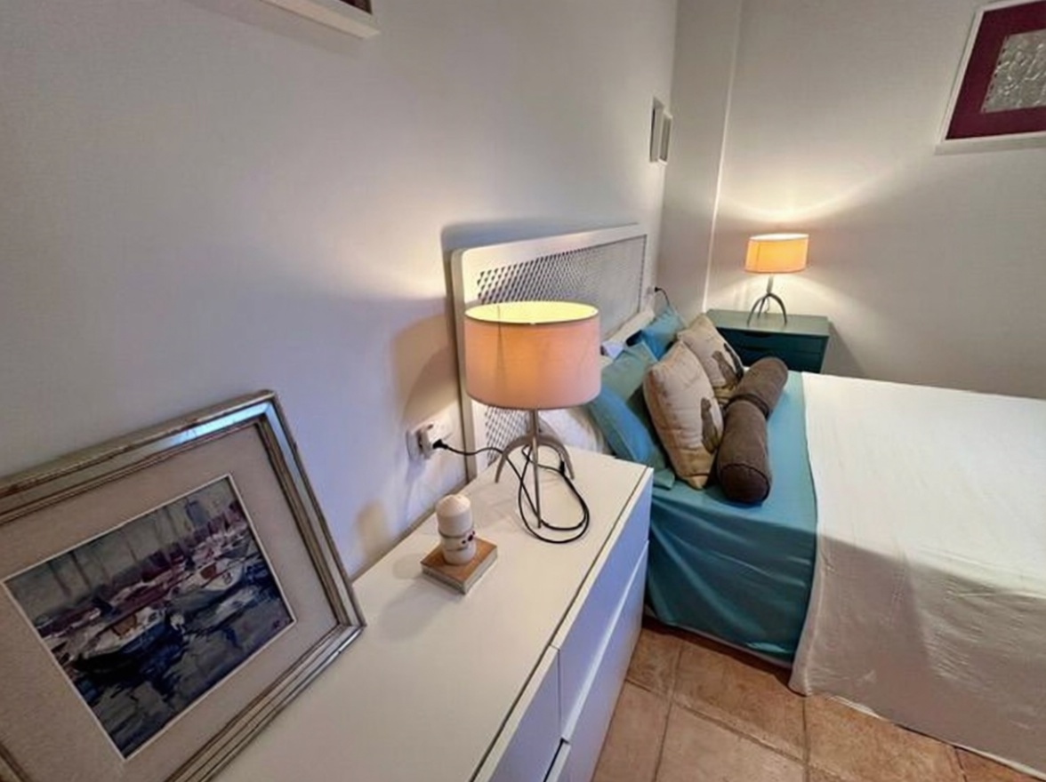 Chalet mit direkter Strandzugang in Estepona — Schlafzimmer