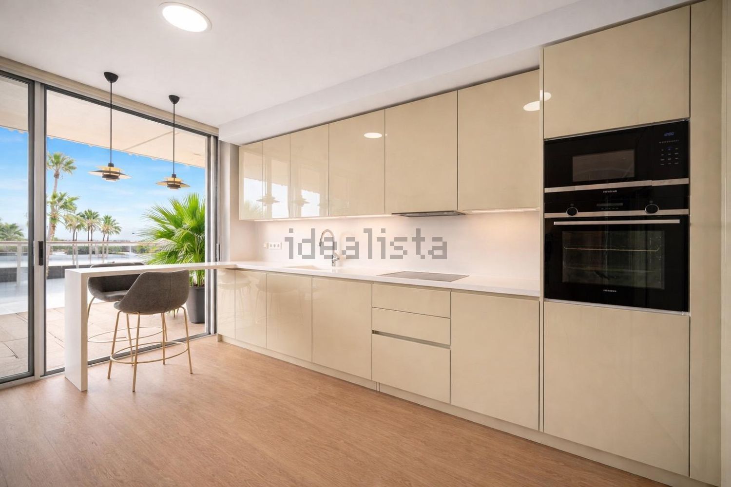 Квартира первая линия пляжа в Estepona — Кухня