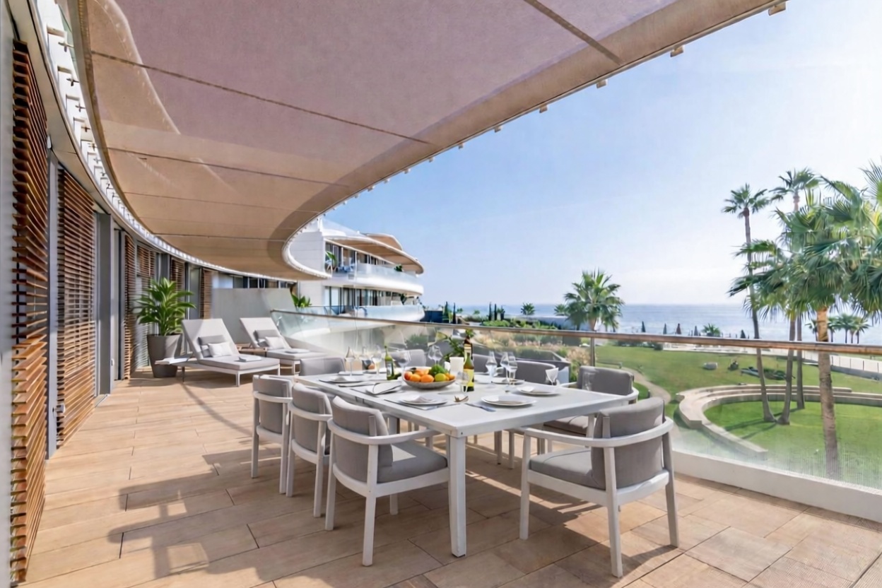 Appartement en première ligne de plage à Estepona