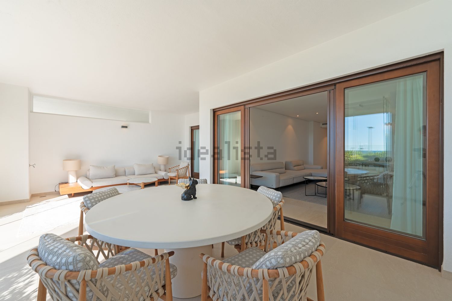 Apartamento em primeira linha de praia em Estepona — Vista mar