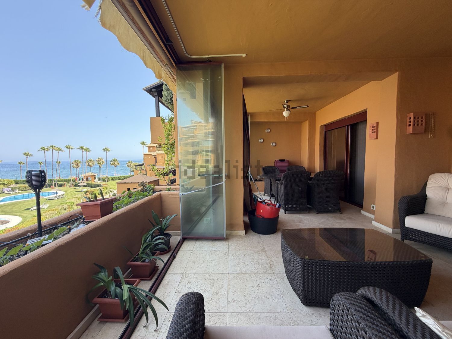 Casa com acesso direto à praia em Estepona