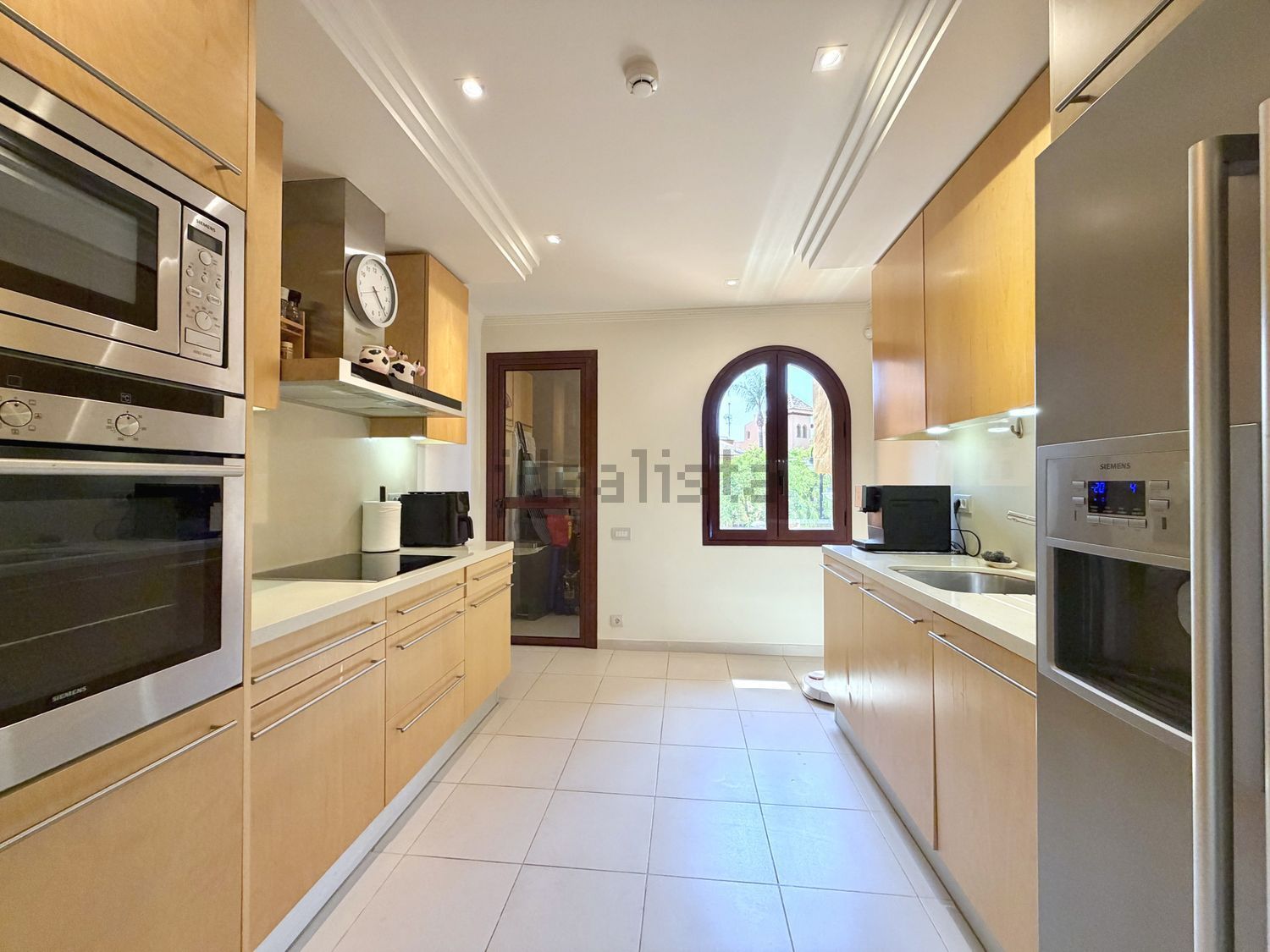 Casa com acesso direto à praia em Estepona — Cozinha