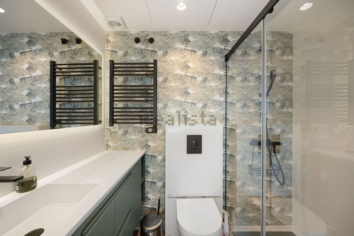 Duplex em primeira linha de praia em Estepona — Casa banho