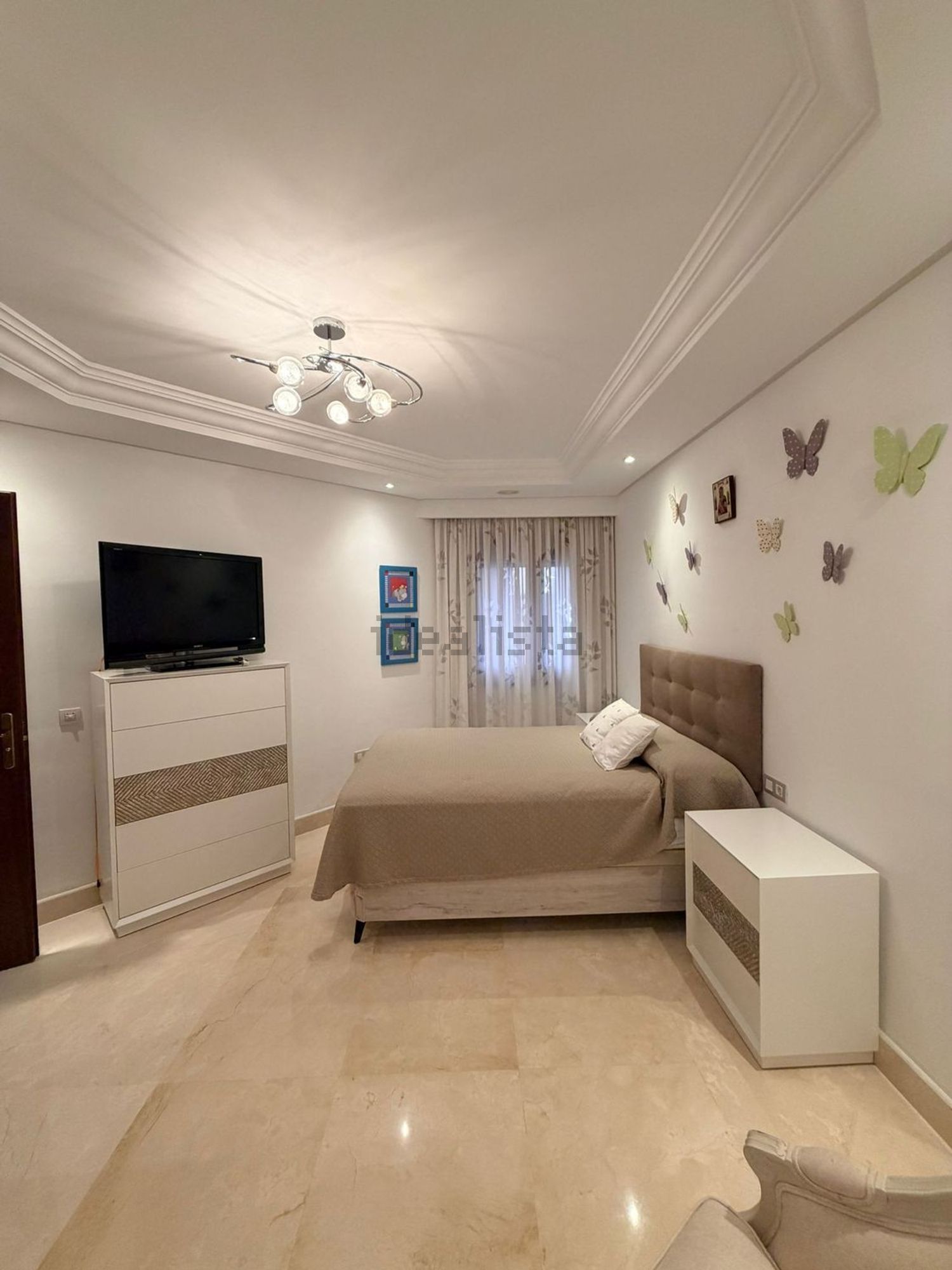 Apartamento em primeira linha de praia em Estepona — Quarto