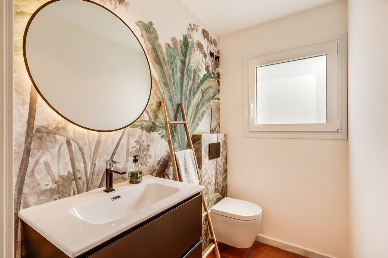 Beachfront duplex in Estepona — Bathroom