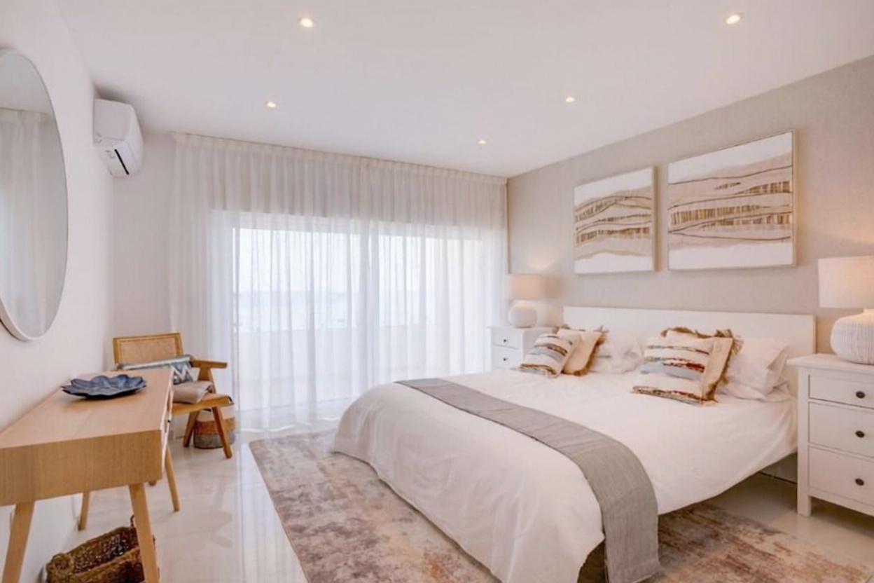Chalet avec accès direct à la plage à Estepona — Chambre