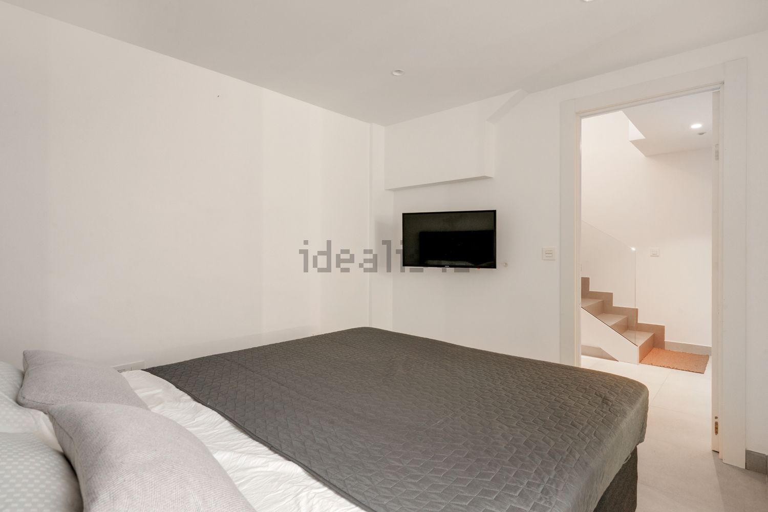 Chalet with direct beach access in Estepona