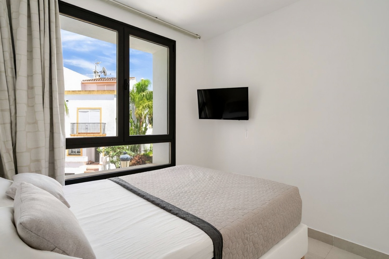 Chalet avec accès direct à la plage à Estepona — Chambre