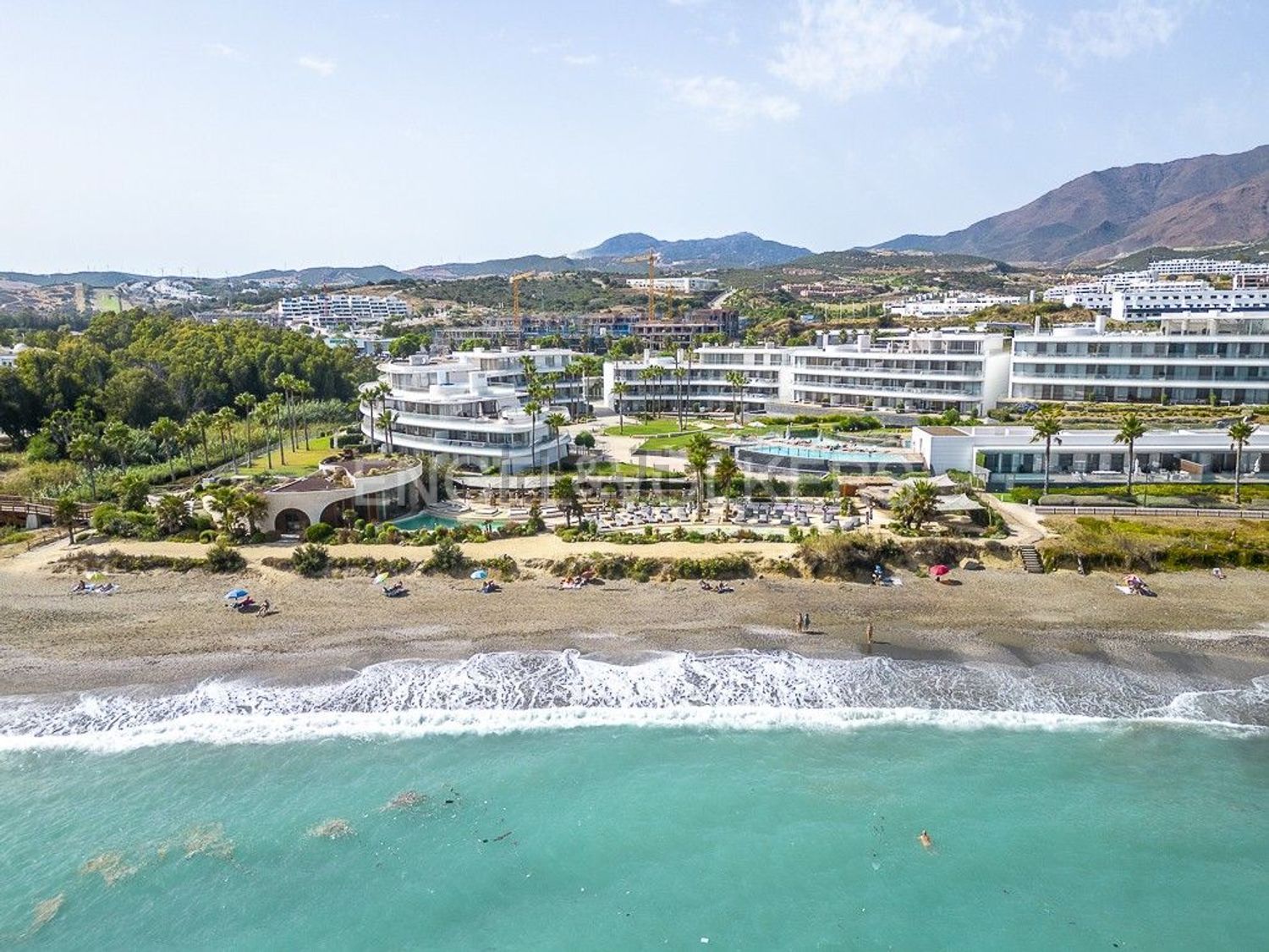 Appartement en première ligne de plage à Estepona