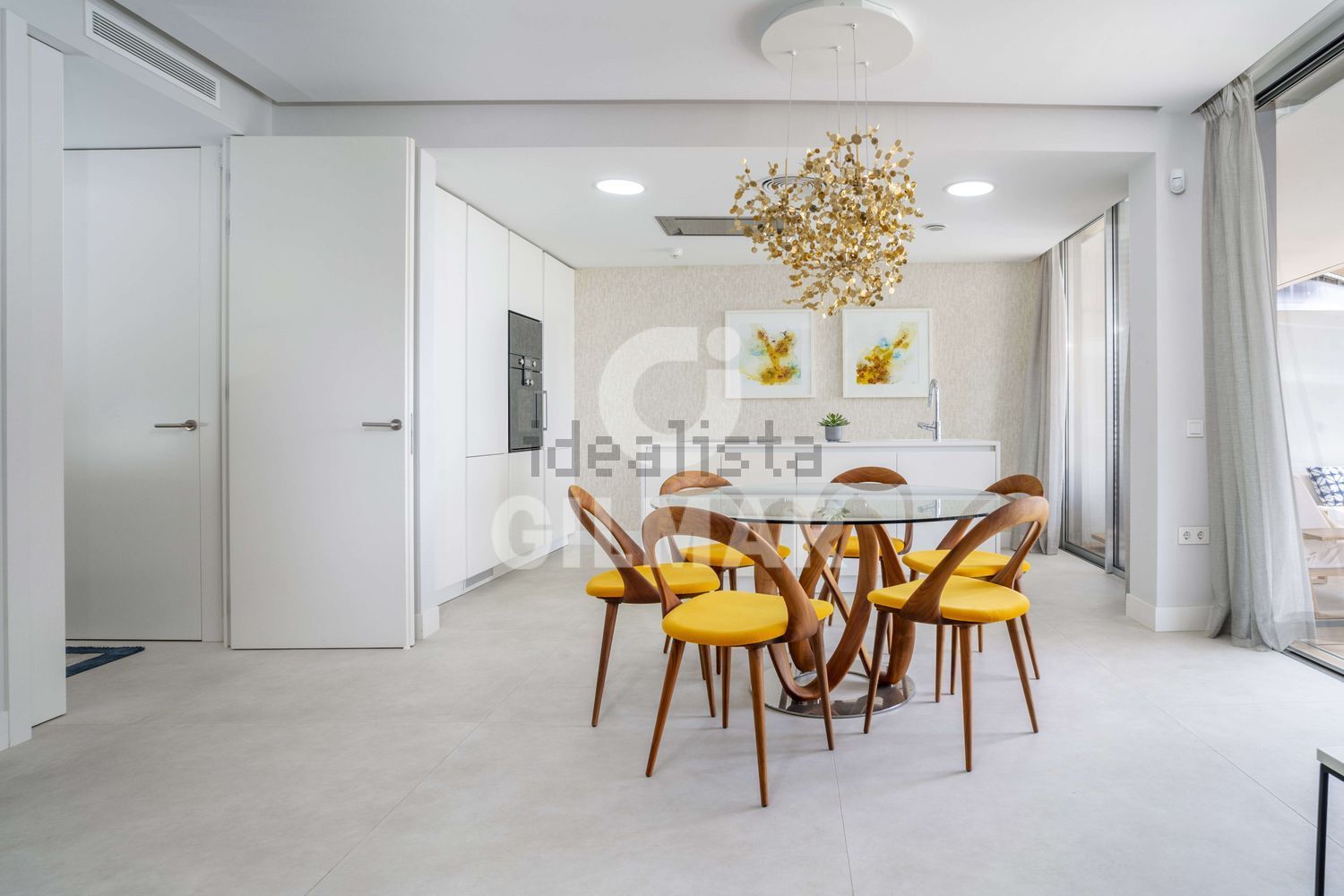 Appartement en première ligne de plage à Estepona — Cuisine