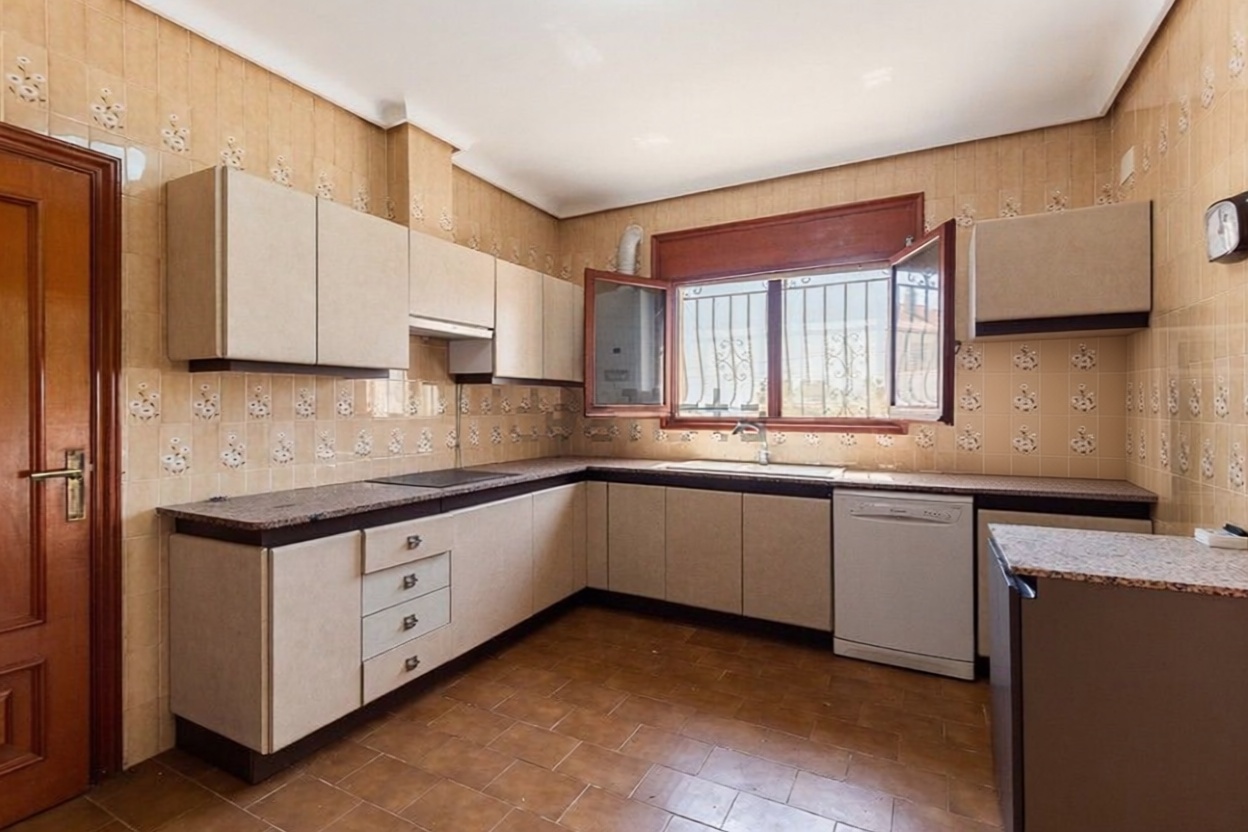 Chalet à vendre avec accès direct à la plage à Vinaròs — Cuisine