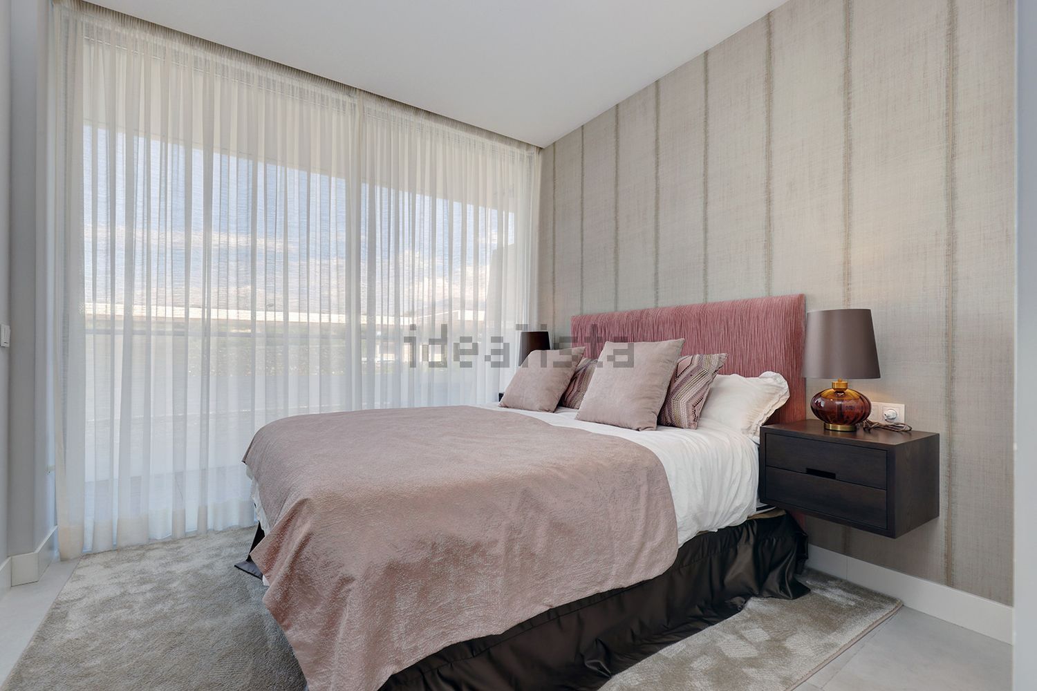 Wohnung in erste Strandlinie in Estepona — Schlafzimmer