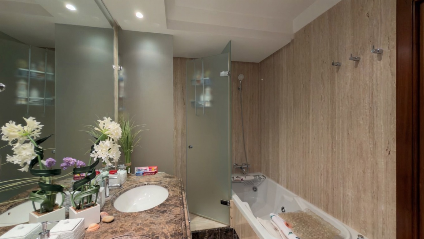 Beachfront flat in Estepona — Bathroom