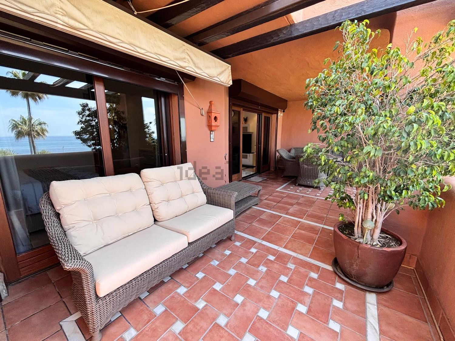 Wohnung in erste Strandlinie in Estepona