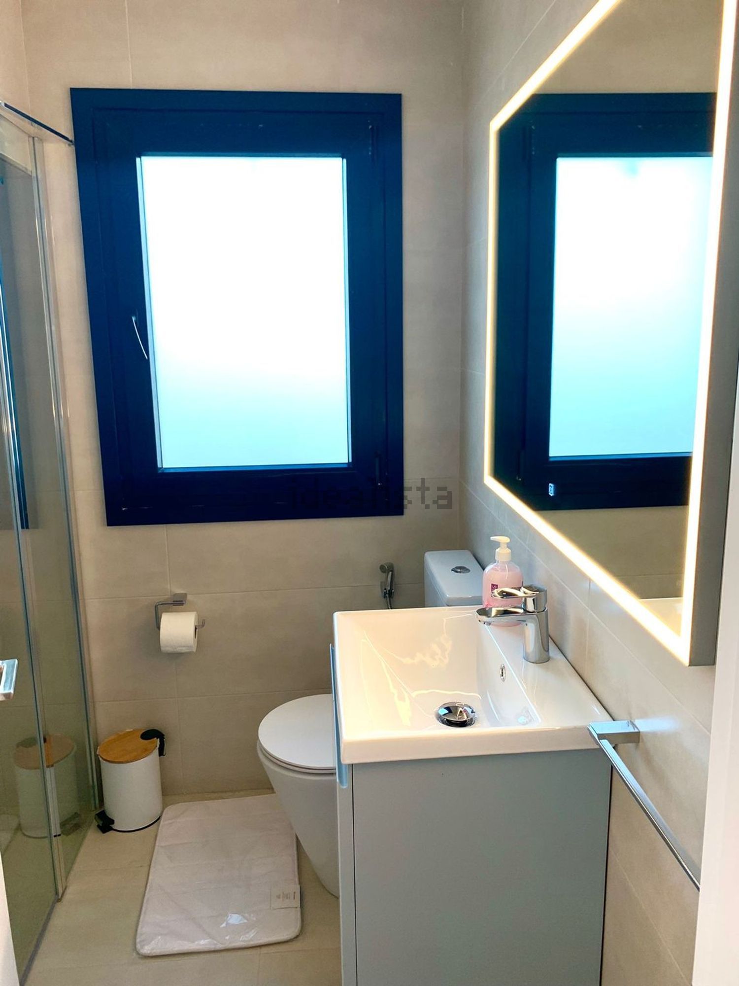 Chalet avec accès direct à la plage à Estepona — Sanitaires