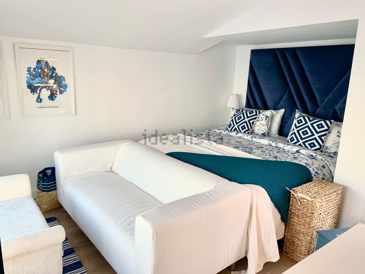 Chalet avec accès direct à la plage à Estepona — Séjour