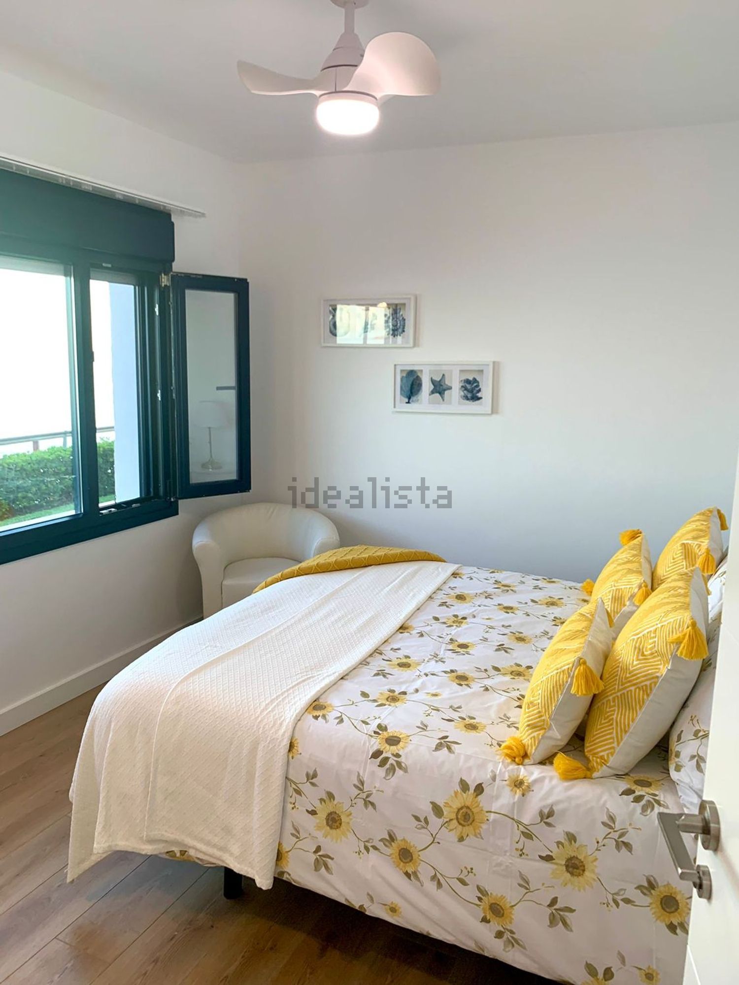 Chalet avec accès direct à la plage à Estepona — Chambre