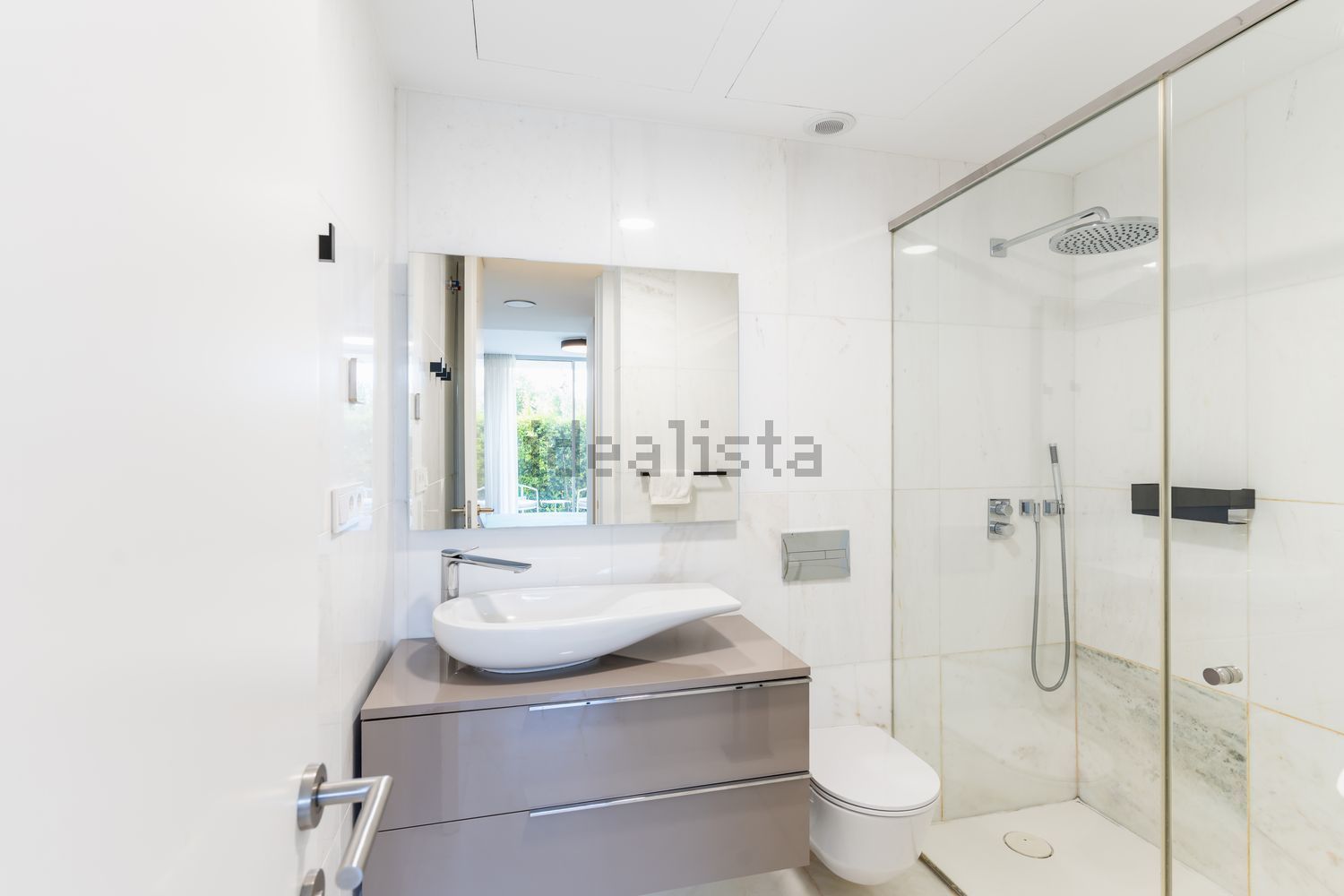 Wohnung in erste Strandlinie in Estepona — Bad