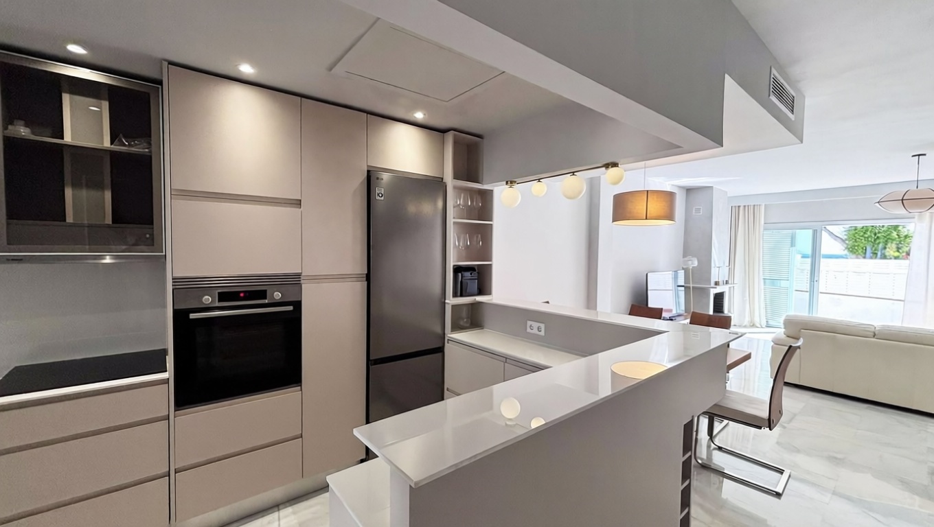 Chalet mit direkter Strandzugang in Estepona — Küche