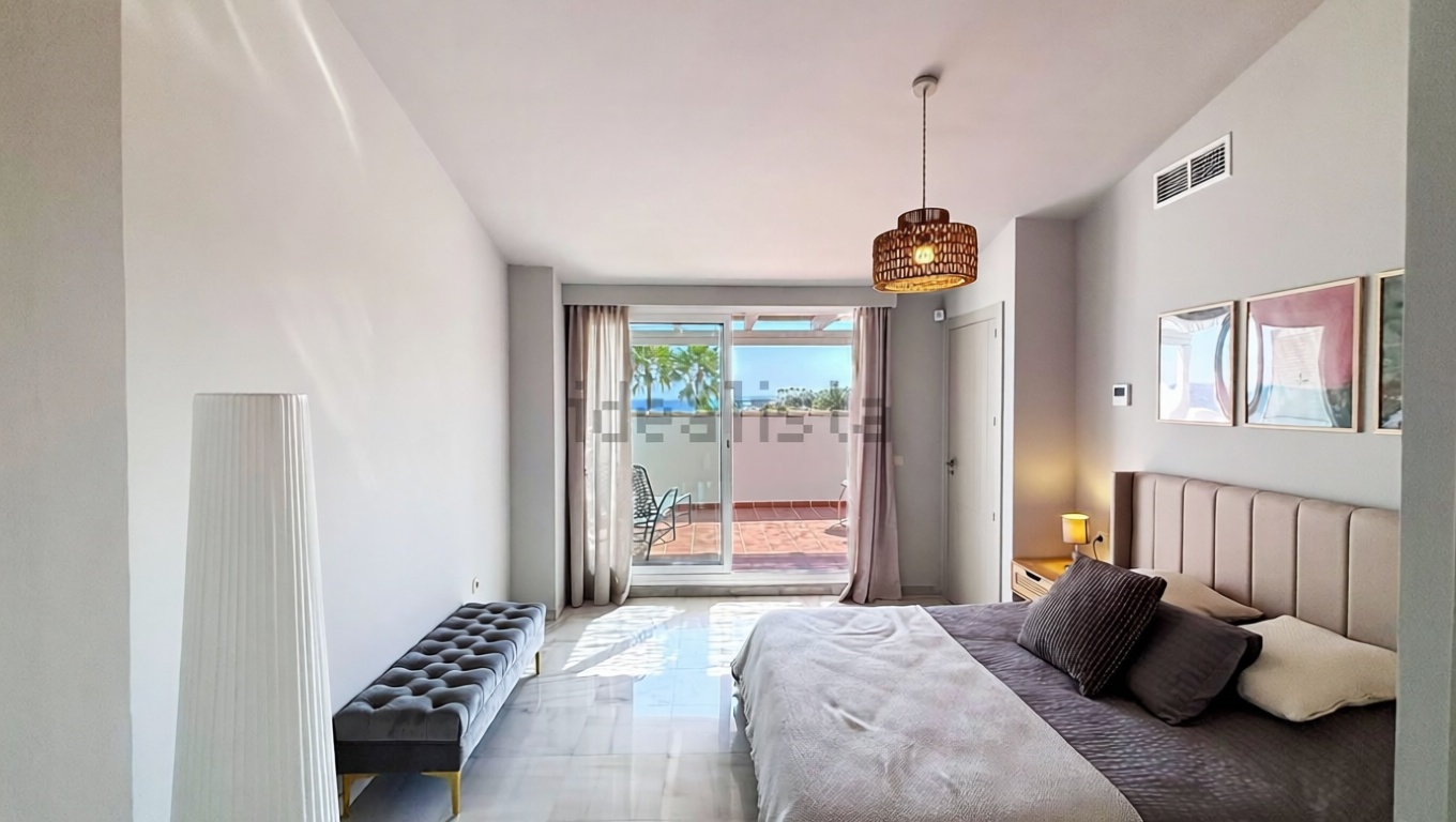Chalet mit direkter Strandzugang in Estepona — Bad
