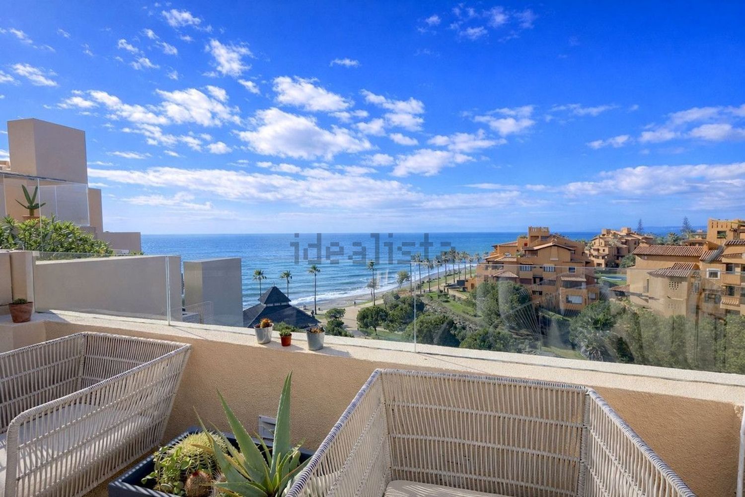 Duplex in erste Strandlinie in Estepona