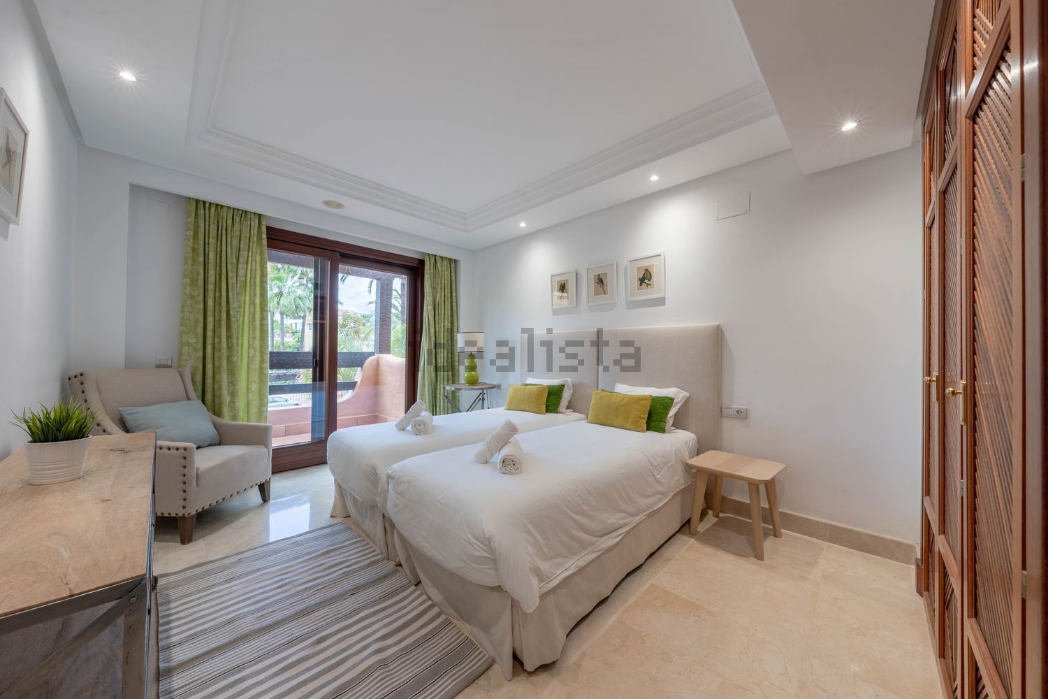 Apartamento em primeira linha de praia em Estepona — Quarto