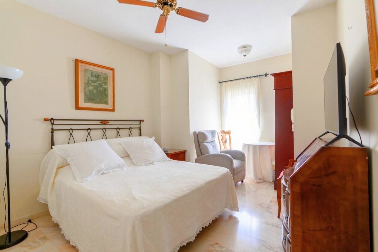 Beachfront flat in Estepona — Bathroom
