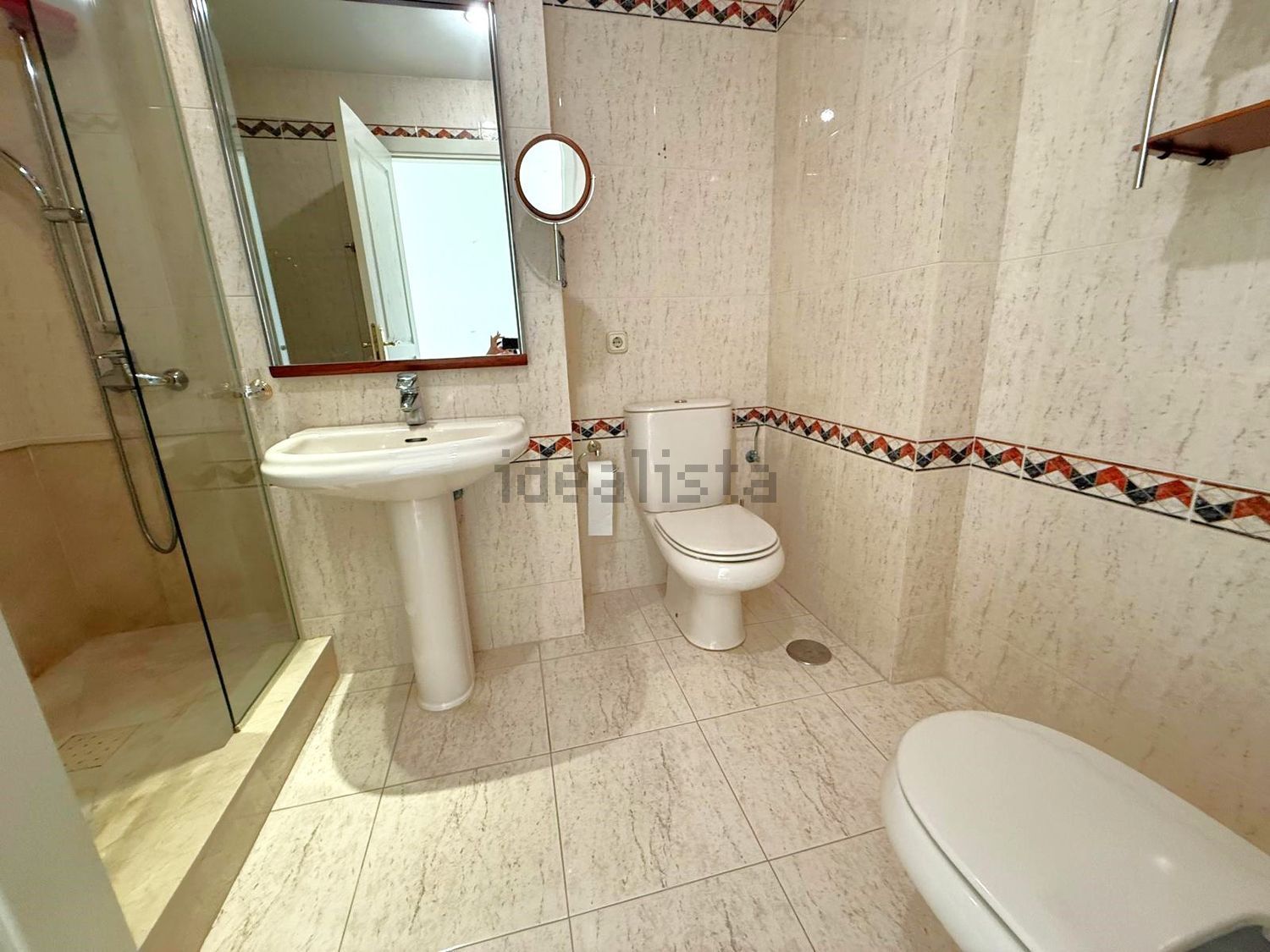Wohnung in erste Strandlinie in Estepona — Bad