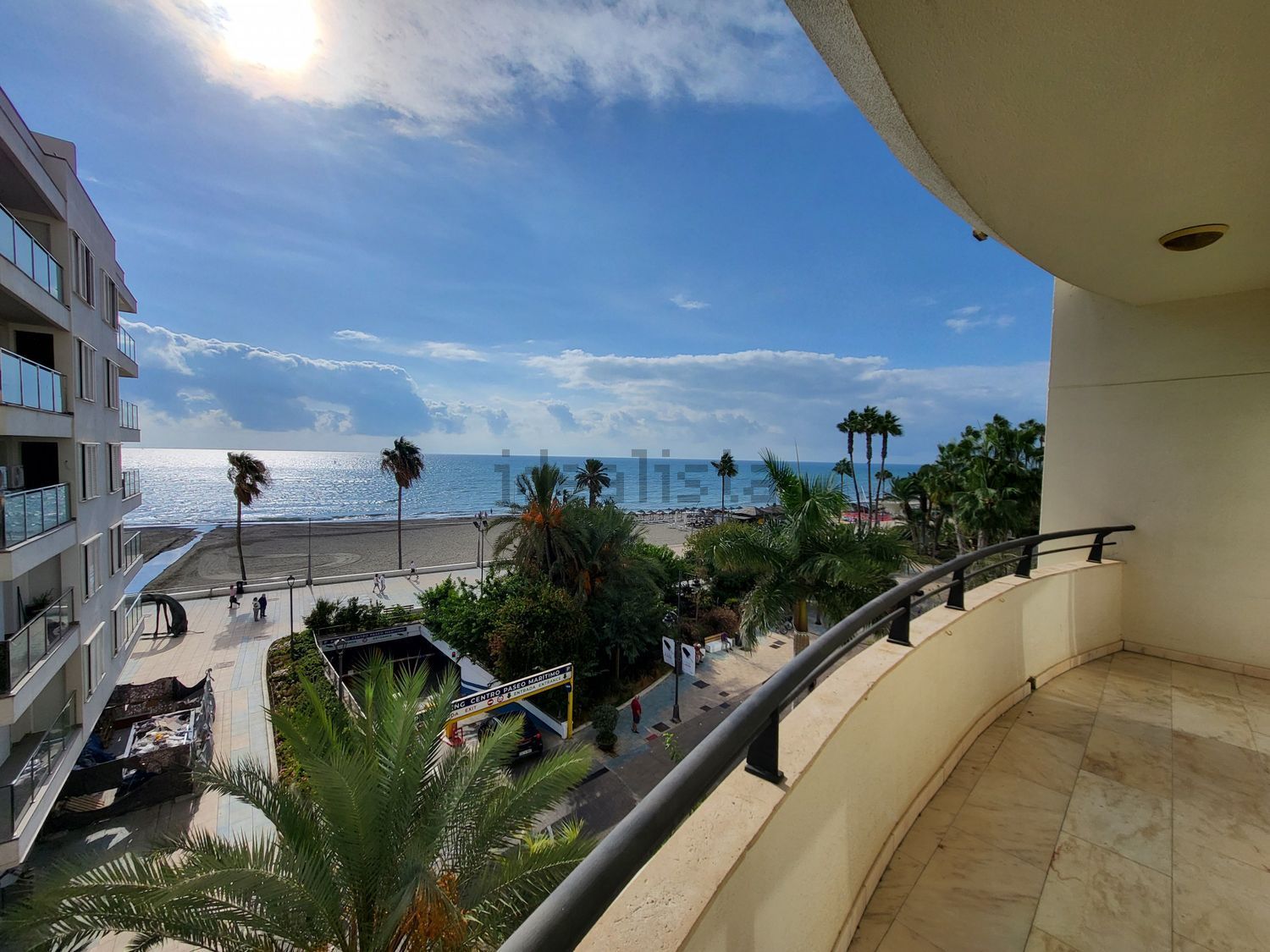 Wohnung in erste Strandlinie in Estepona