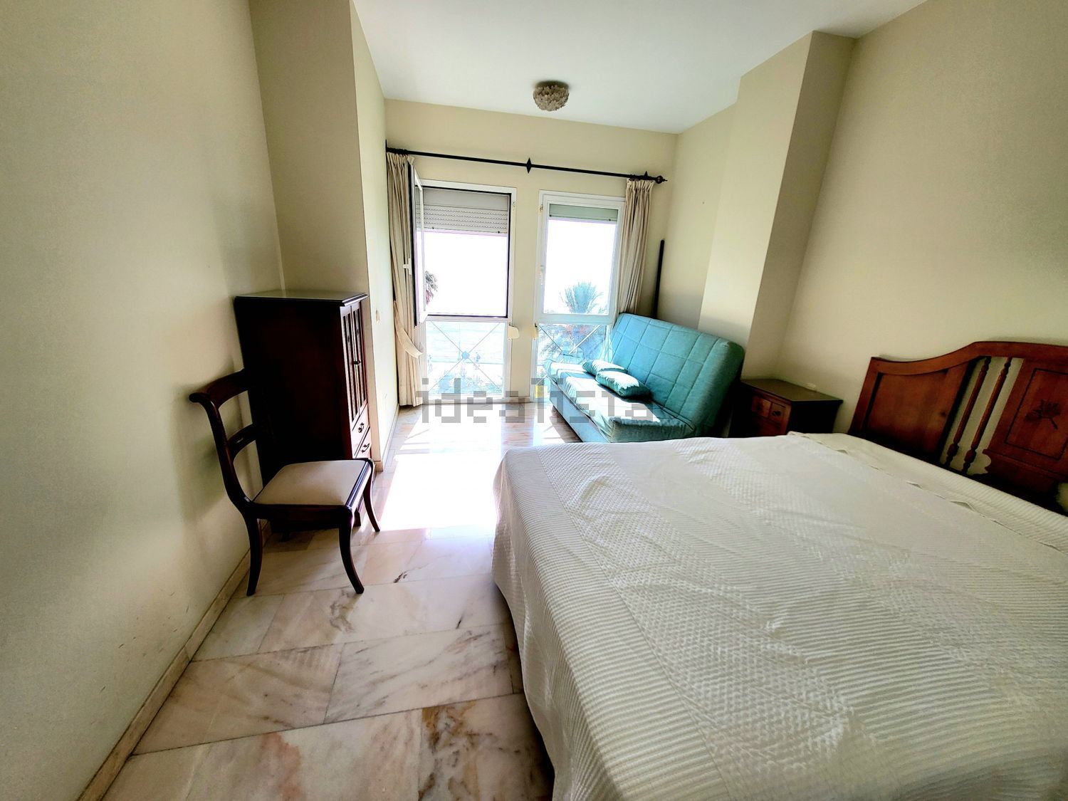 Apartamento em primeira linha de praia em Estepona — Casa banho