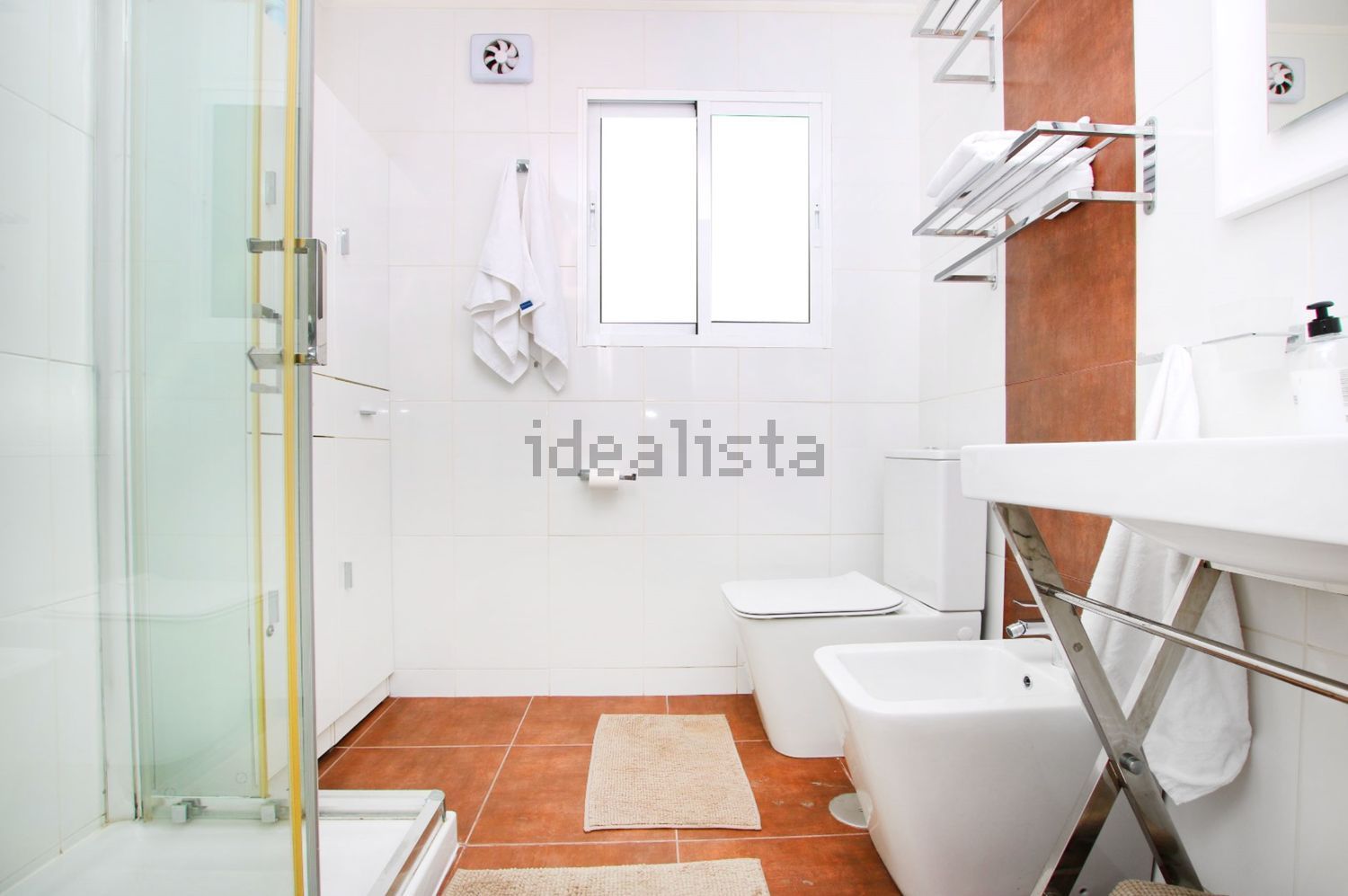 Duplex en première ligne de plage à Estepona — Sanitaires