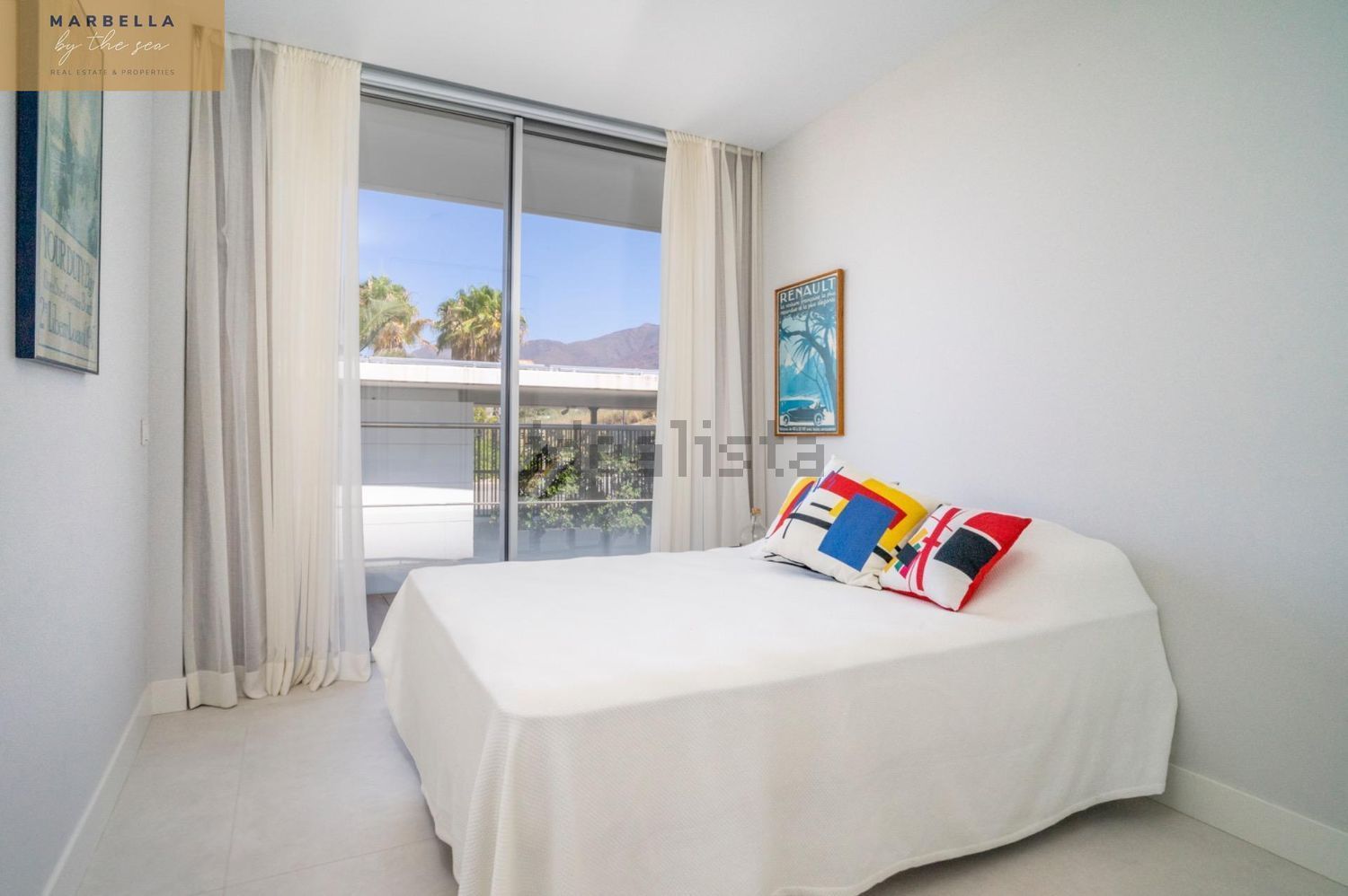 Apartamento em primeira linha de praia em Estepona — Vista mar