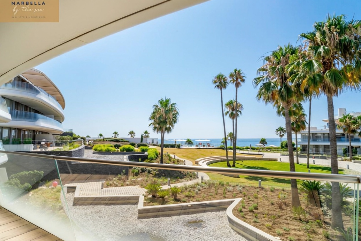 Appartement en première ligne de plage à Estepona