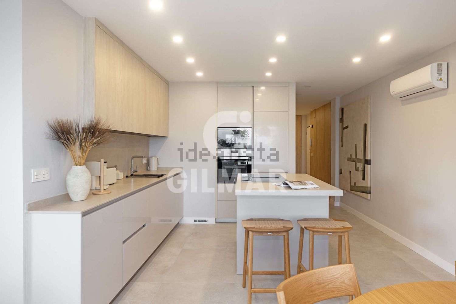 Appartement en première ligne de plage à Estepona — Cuisine