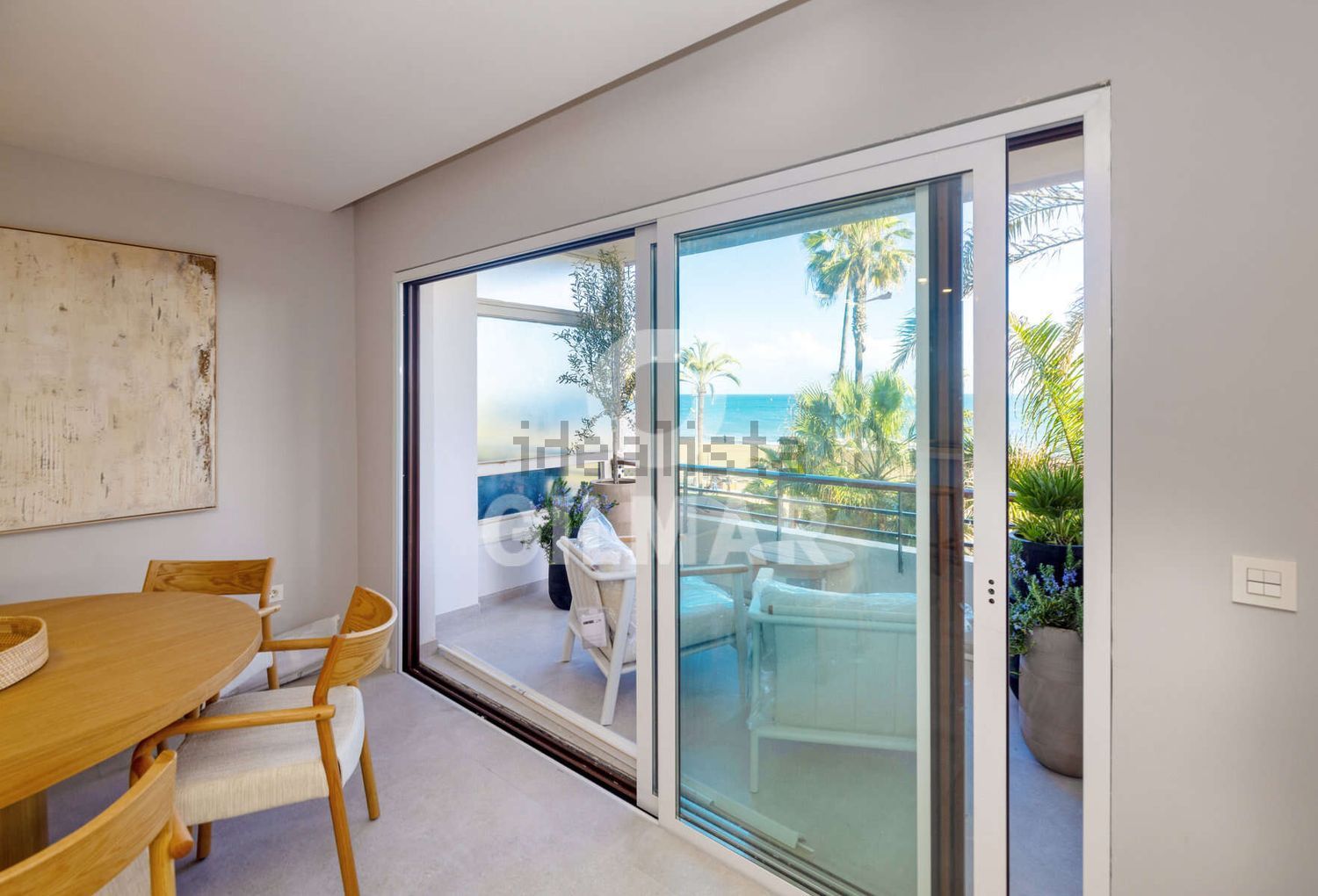 Appartement en première ligne de plage à Estepona — Chambre